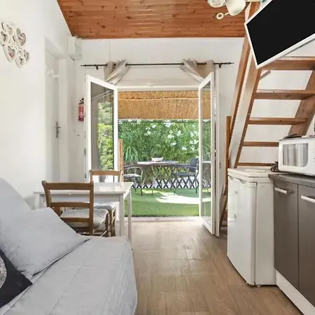 18 M² — Piscine شقة بورم لي ميموزا
